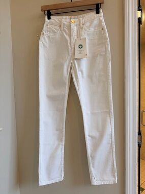 Sezane Straight-Leg Jeans in White